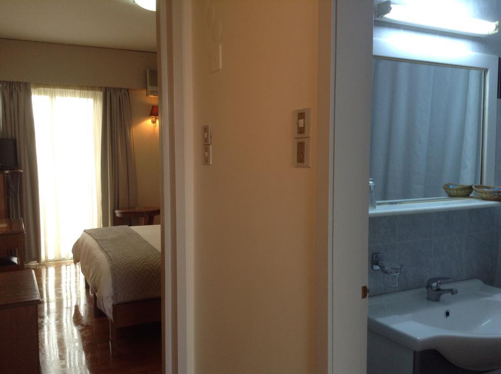 Hotel Nefeli โวโลส ภายนอก รูปภาพ