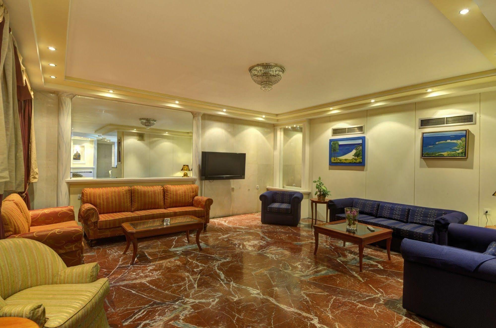 Hotel Nefeli โวโลส ภายนอก รูปภาพ