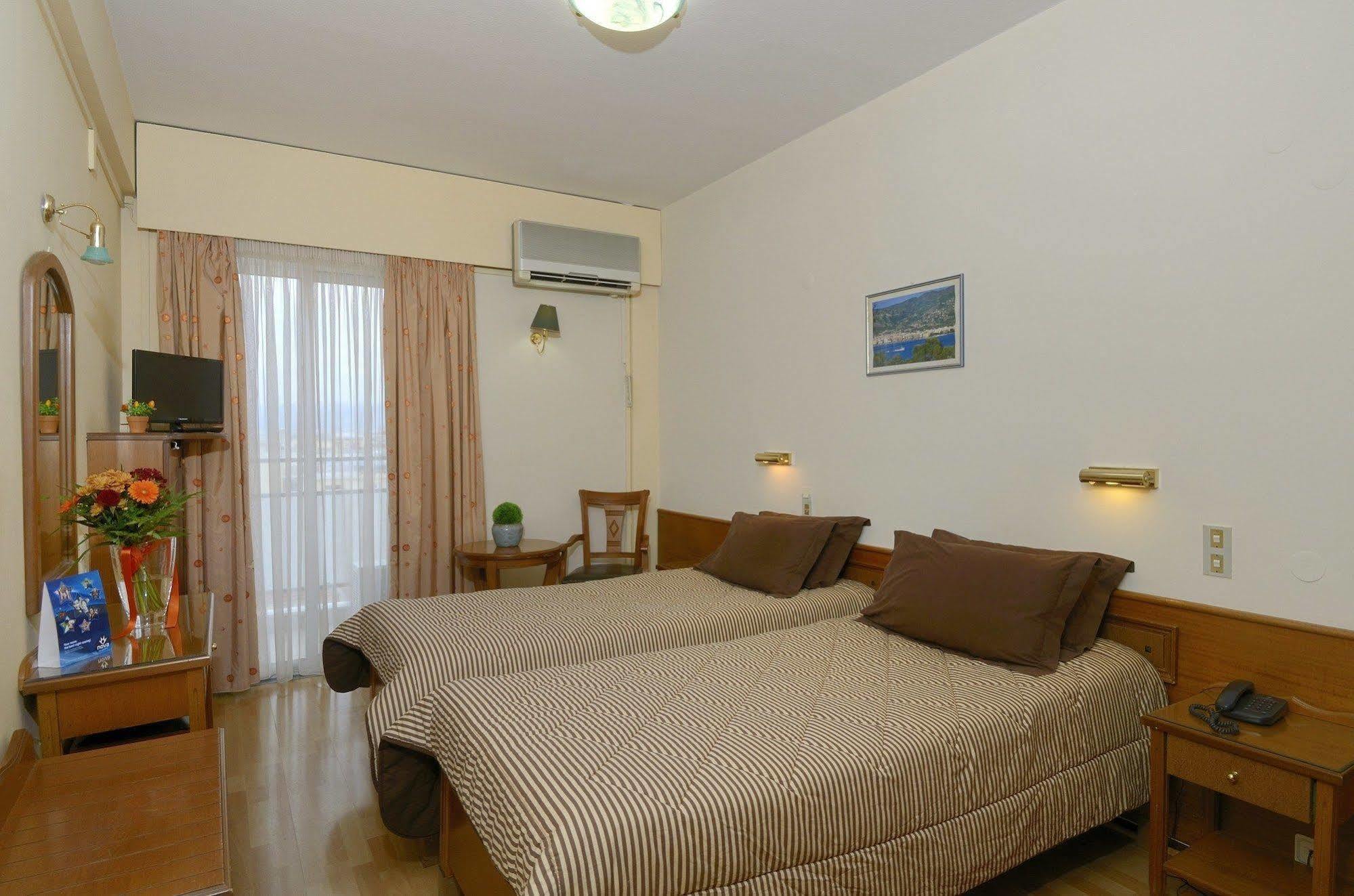 Hotel Nefeli โวโลส ภายนอก รูปภาพ