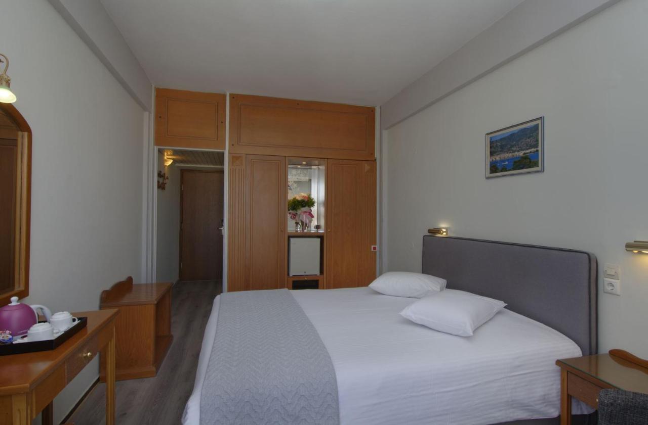 Hotel Nefeli โวโลส ภายนอก รูปภาพ