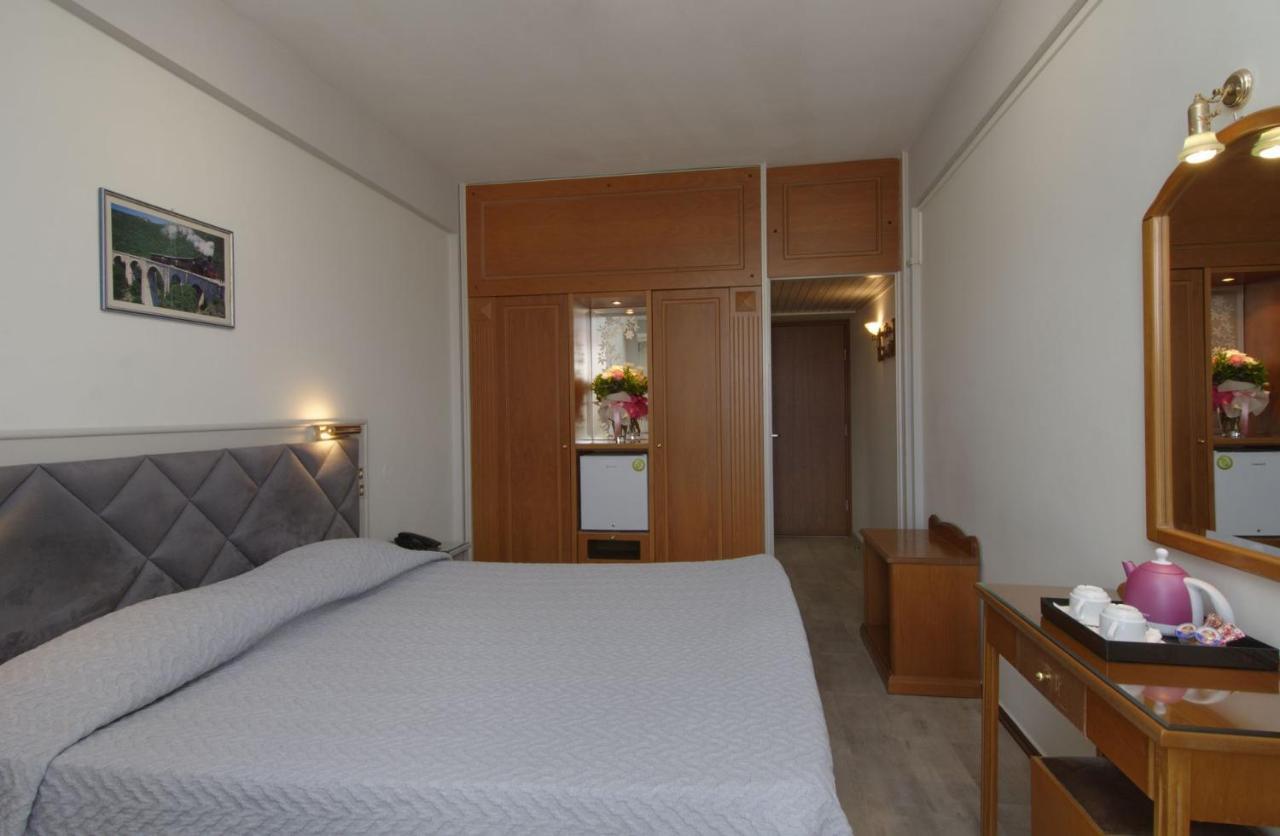Hotel Nefeli โวโลส ภายนอก รูปภาพ