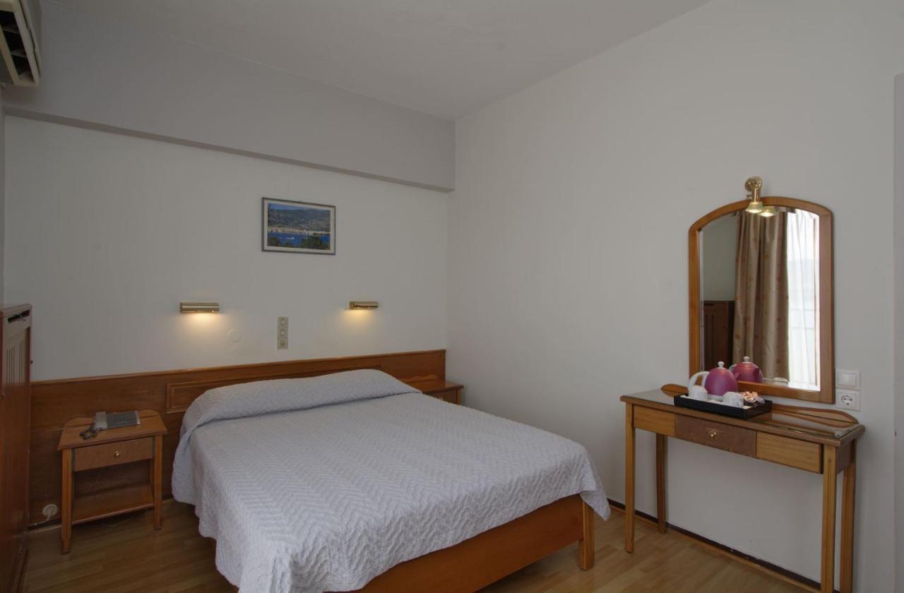 Hotel Nefeli โวโลส ภายนอก รูปภาพ